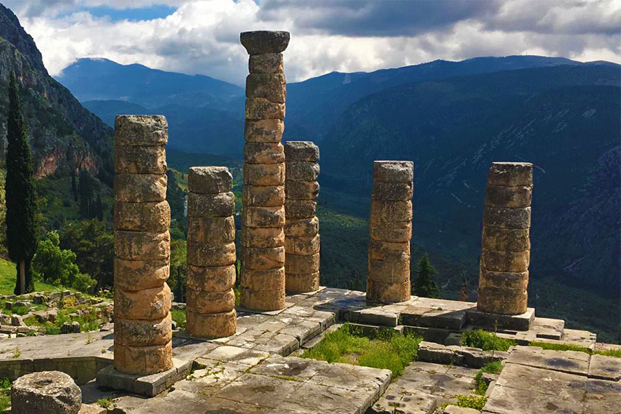 Templo en Delfos, Grecia