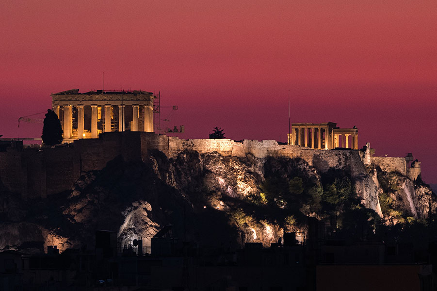 Acropolis de Atenas en la noche